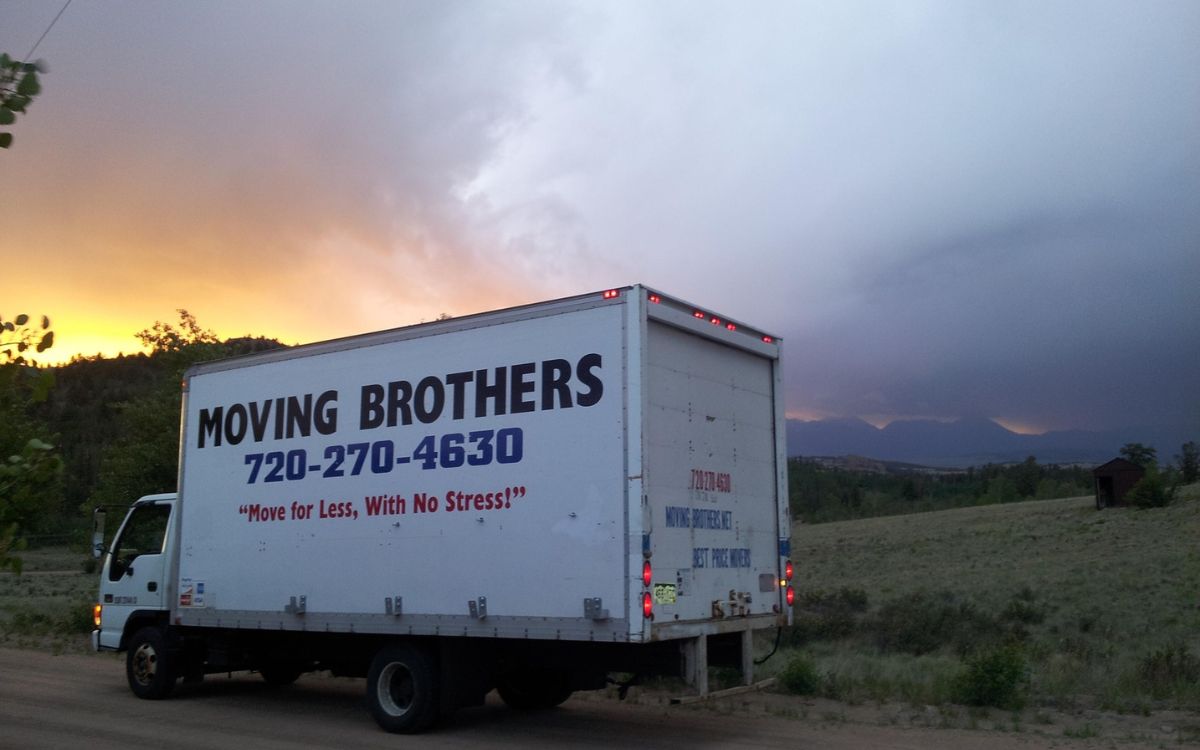 moving truck for castle rock movers