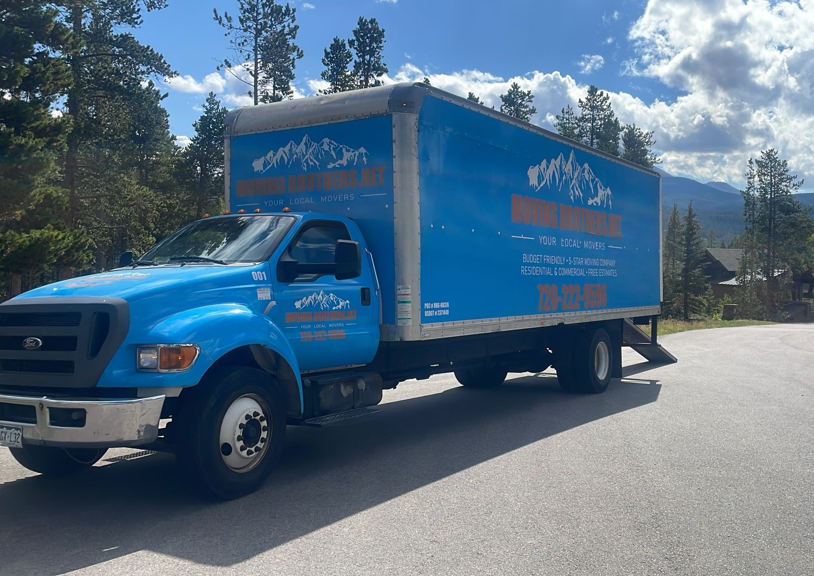 Smooth moving to Aurora with Moving Brothers